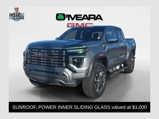 2023 GMC Canyon 4WD Denali 4WD photo