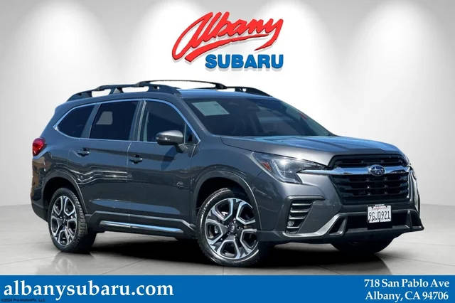 2023 Subaru Ascent Limited AWD photo