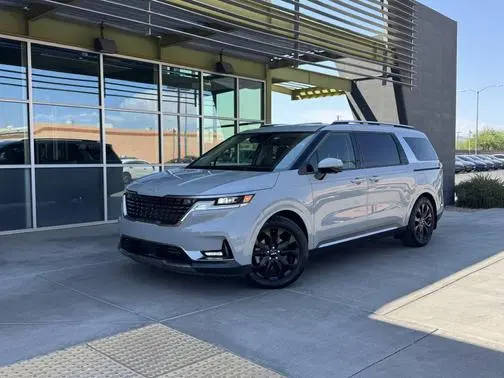 2023 Kia Carnival SX Prestige FWD photo