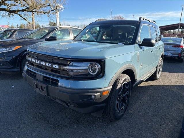 2023 Ford Bronco Sport Outer Banks 4WD photo
