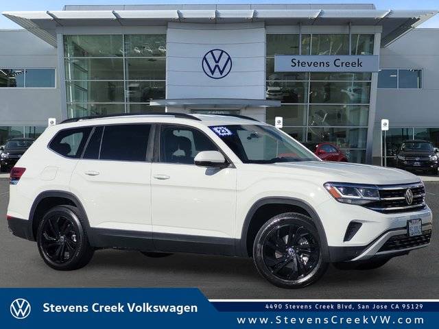 2023 Volkswagen Atlas 3.6L V6 SE w/Technology AWD photo