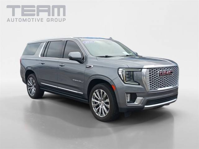 2021 GMC Yukon XL Denali 4WD photo
