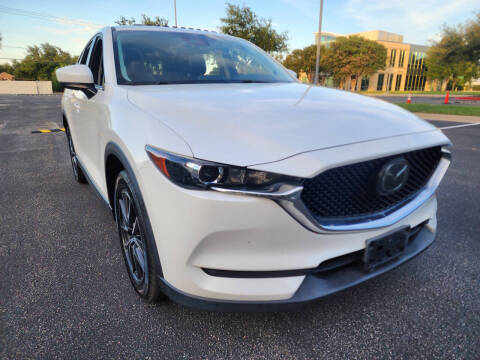 2018 Mazda CX-5 Touring FWD photo