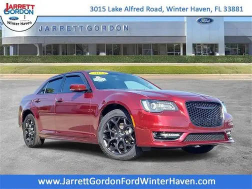 2023 Chrysler 300 Touring L AWD photo