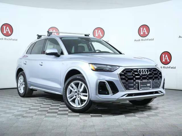 2023 Audi Q5 S line Premium AWD photo