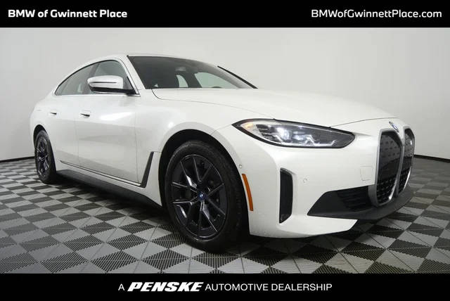 2023 BMW i4 eDrive35 RWD photo