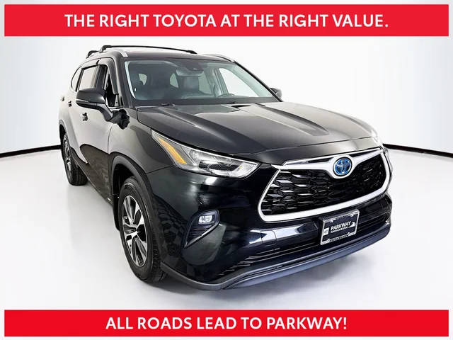 2023 Toyota Highlander Hybrid XLE AWD photo