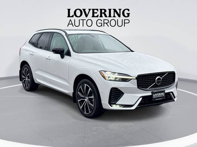 2023 Volvo XC60 Plus Dark Theme AWD photo