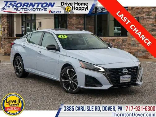 2023 Nissan Altima 2.5 SR AWD photo