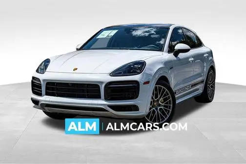 2023 Porsche Cayenne Coupe Platinum Edition Hybrid AWD photo