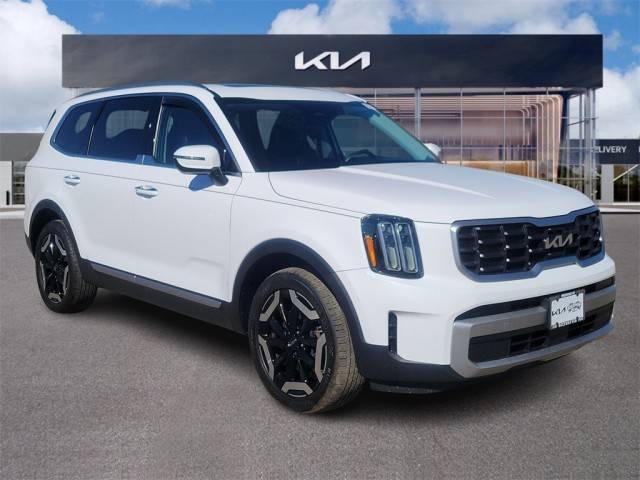 2023 Kia Telluride S FWD photo