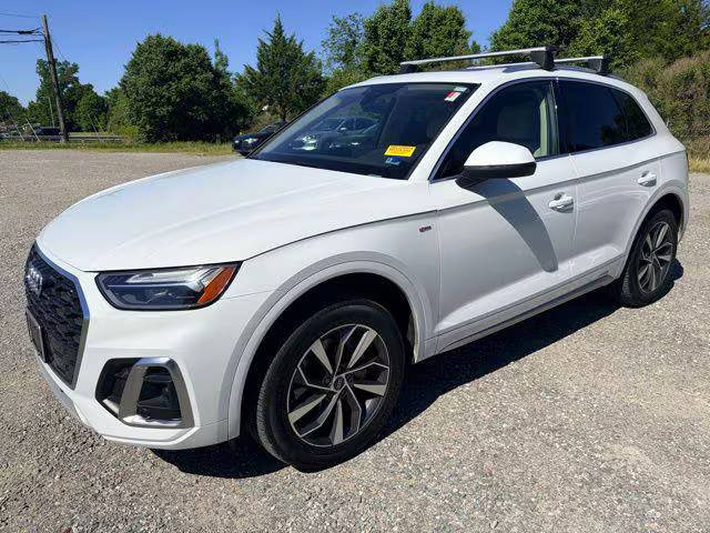 2023 Audi Q5 S line Premium AWD photo