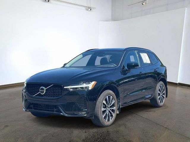 2023 Volvo XC60 Plus Dark Theme AWD photo