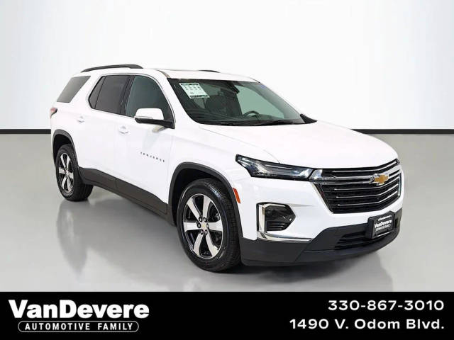 2023 Chevrolet Traverse LT Leather AWD photo
