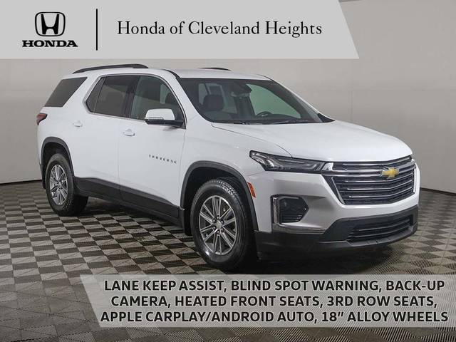 2023 Chevrolet Traverse LT Cloth AWD photo