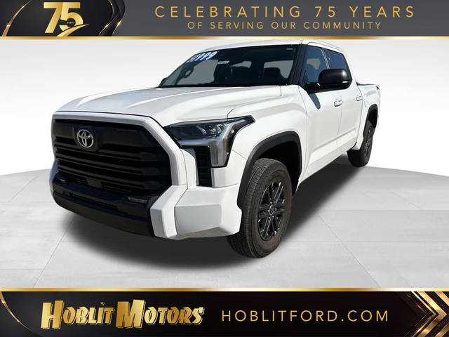 2023 Toyota Tundra SR5 4WD photo