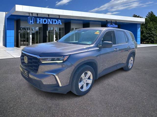 2023 Honda Pilot LX AWD photo