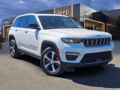 2023 Jeep Grand Cherokee 4WD photo