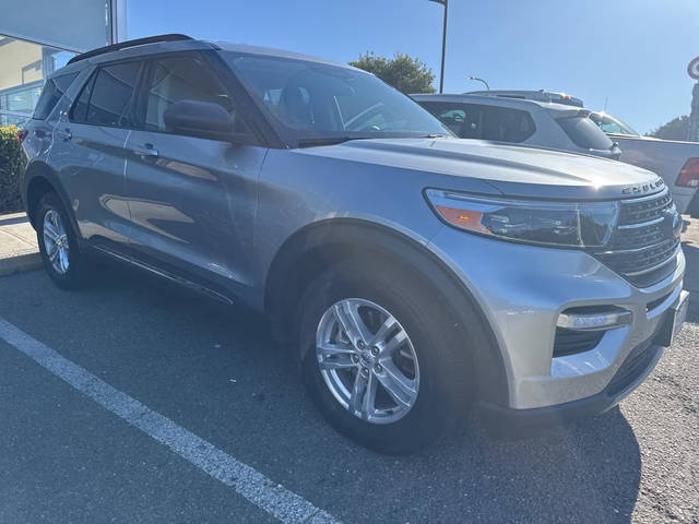 2023 Ford Explorer XLT 4WD photo