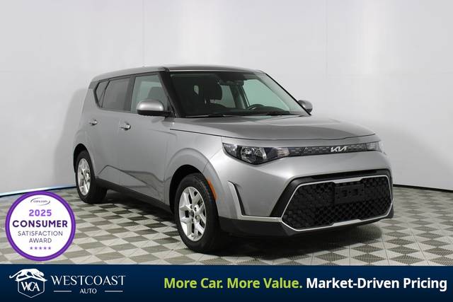 2023 Kia Soul LX FWD photo