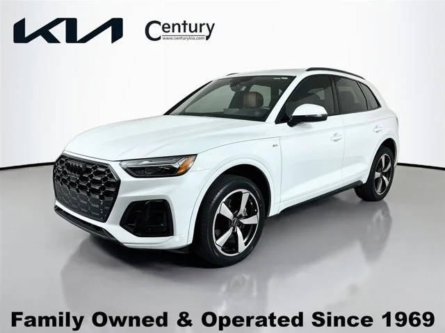 2023 Audi Q5 S line Premium Plus AWD photo