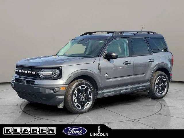 2023 Ford Bronco Sport Outer Banks 4WD photo
