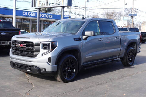 2023 GMC Sierra 1500 Elevation 4WD photo