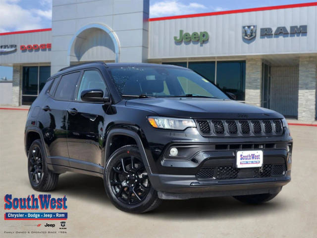 2023 Jeep Compass Altitude 4WD photo