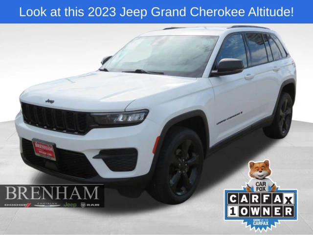 2023 Jeep Grand Cherokee Altitude RWD photo
