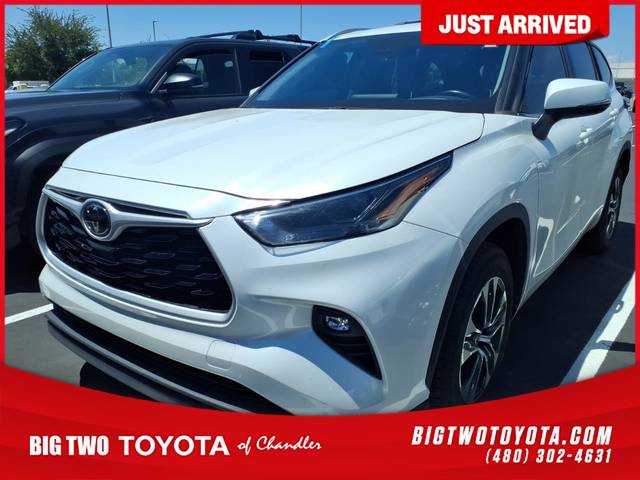 2023 Toyota Highlander XLE FWD photo