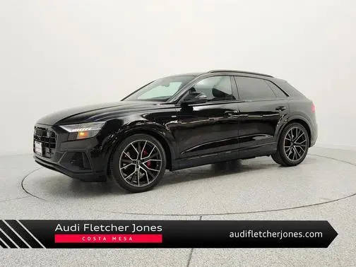 2023 Audi Q8 Prestige AWD photo