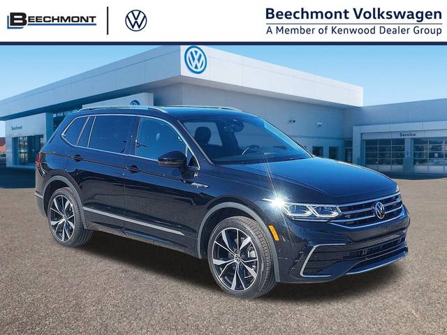 2023 Volkswagen Tiguan SEL R-Line AWD photo
