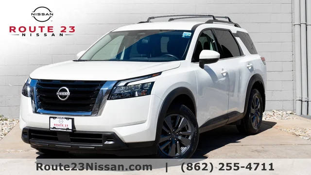 2023 Nissan Pathfinder SV 4WD photo