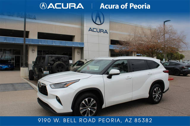 2023 Toyota Highlander XLE FWD photo