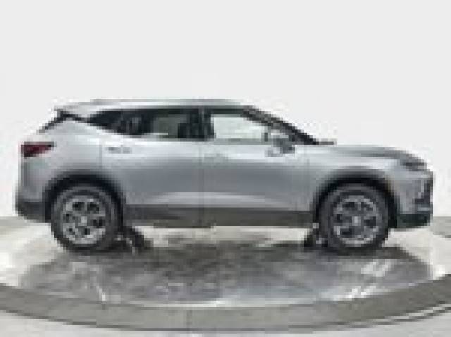 2023 Chevrolet Blazer LT AWD photo