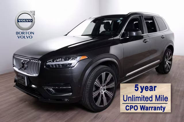 2023 Volvo XC90 Ultimate AWD photo