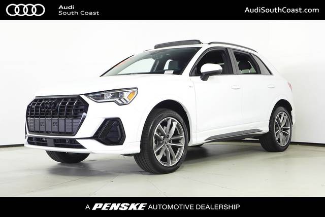 2023 Audi Q3 S line Premium AWD photo