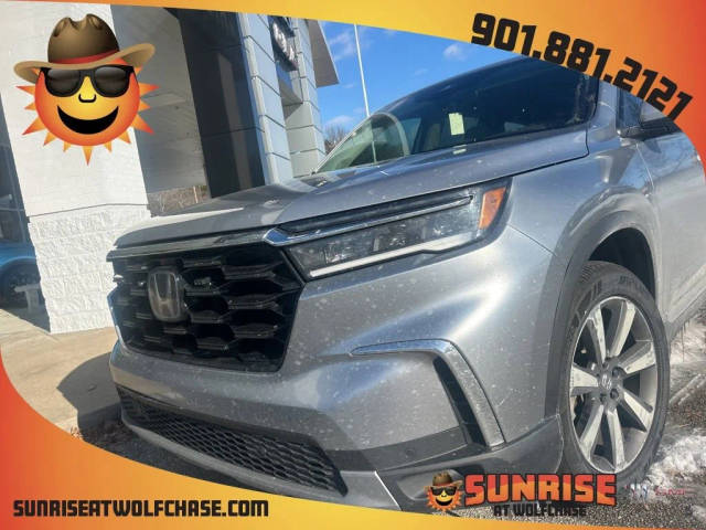 2023 Honda Pilot Touring FWD photo