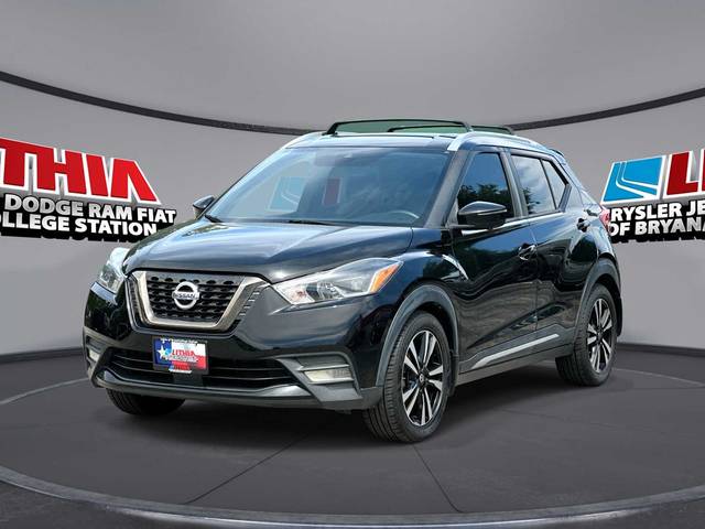 2020 Nissan Kicks SR FWD photo