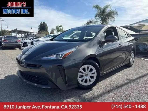 2021 Toyota Prius LE FWD photo