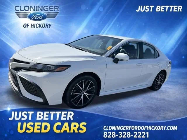2023 Toyota Camry SE FWD photo