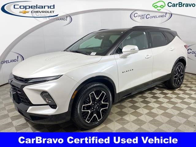 2023 Chevrolet Blazer RS AWD photo