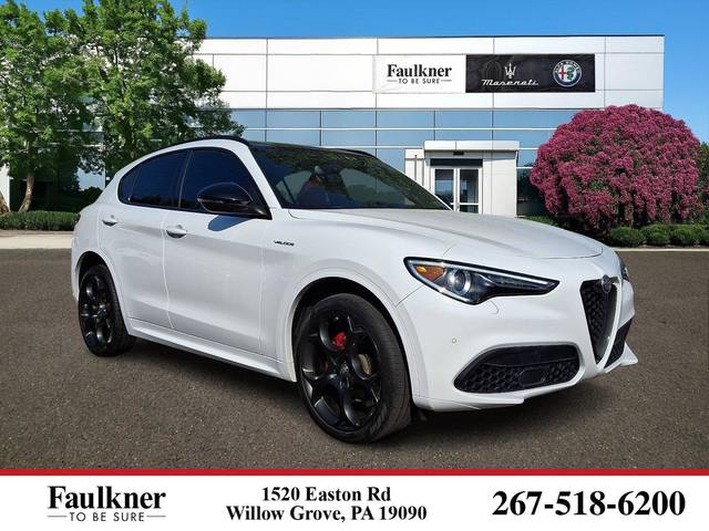 2023 Alfa Romeo Stelvio Veloce AWD photo