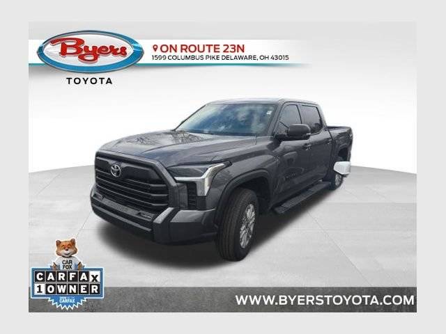 2023 Toyota Tundra SR5 4WD photo