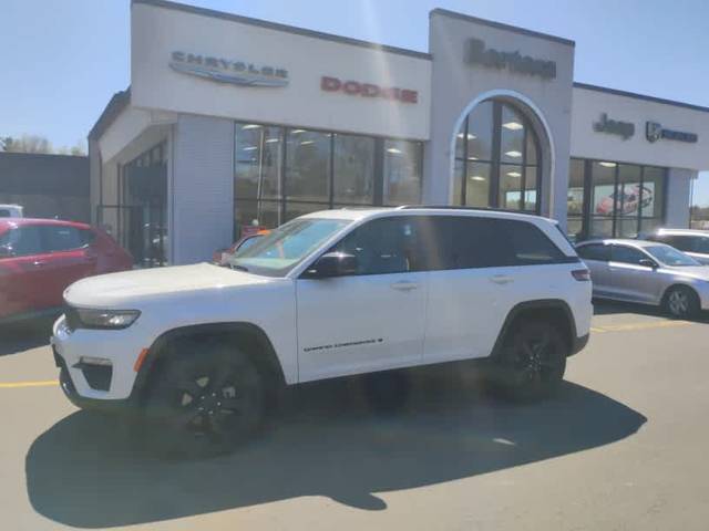 2023 Jeep Grand Cherokee Limited 4WD photo