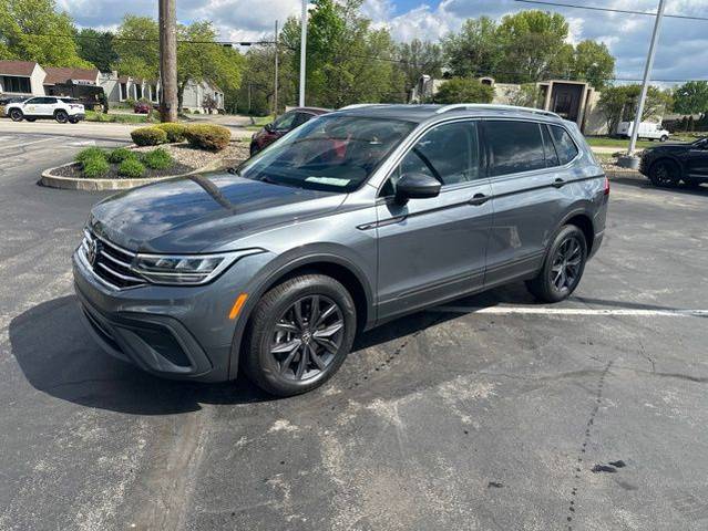 2023 Volkswagen Tiguan SE AWD photo