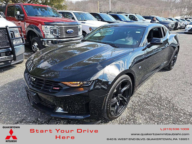 2023 Chevrolet Camaro 1LT RWD photo