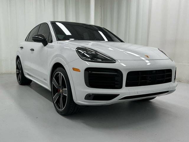2023 Porsche Cayenne Coupe GTS AWD photo