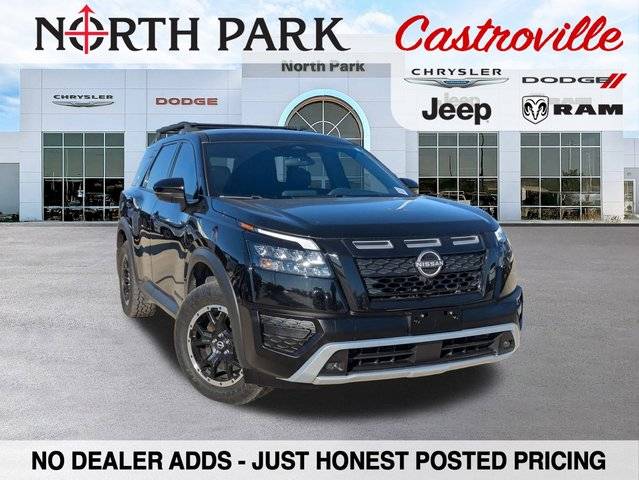2023 Nissan Pathfinder Rock Creek 4WD photo