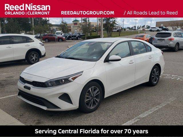 2023 Kia Forte LXS FWD photo